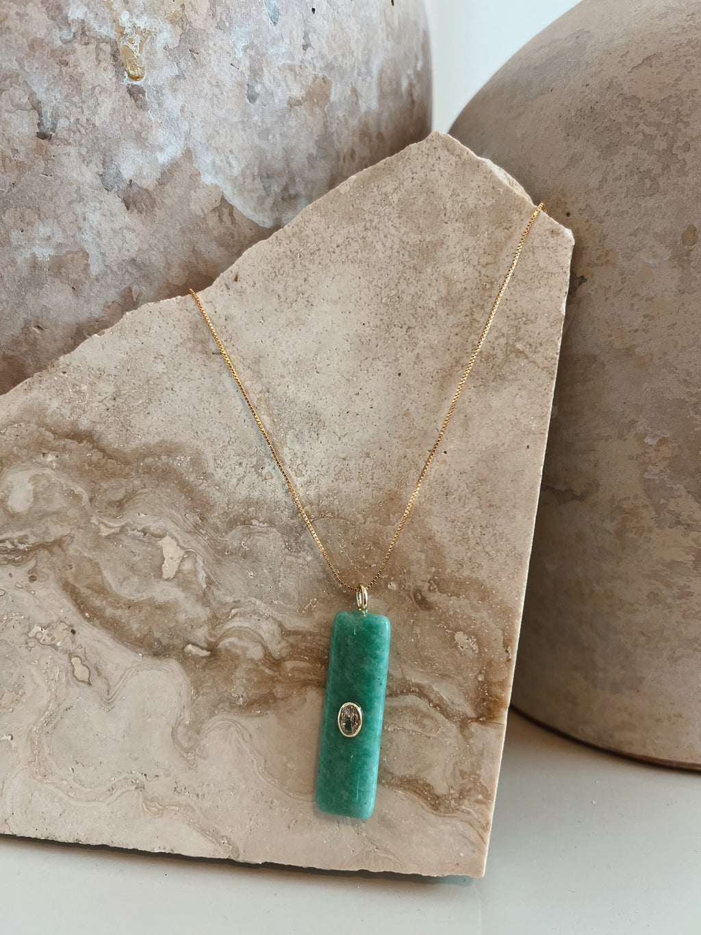 MAUI GEMSTONE NECKLACE