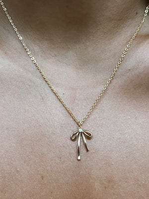 DELICATE BOW NECKLACE