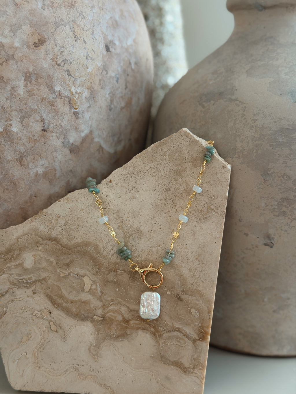 SABINE GEMSTONE CHOKER 15”