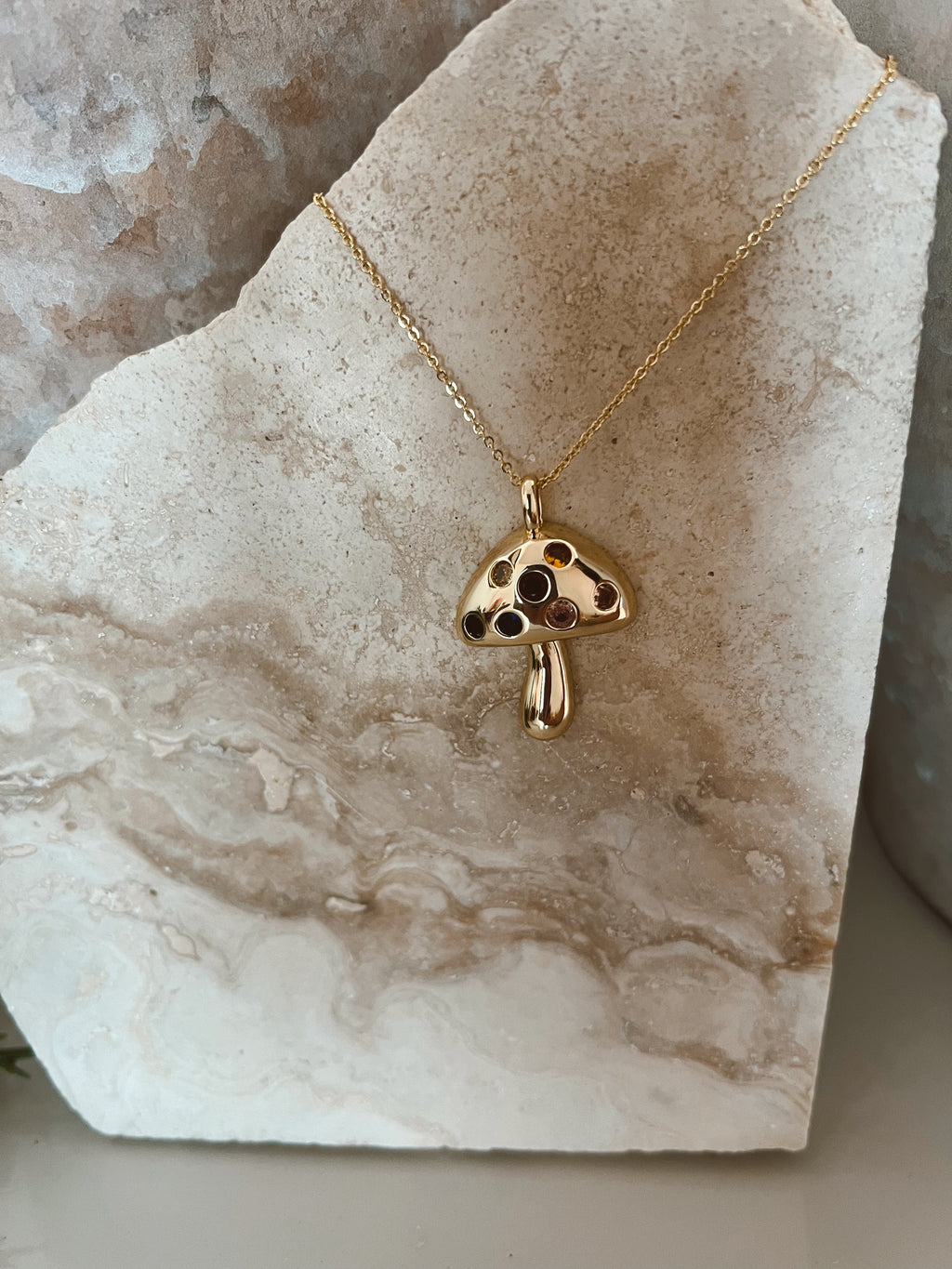 MUSHROOM NECKLACE