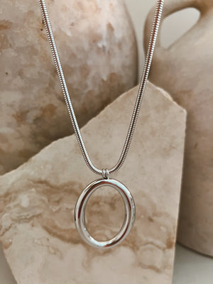 GIRA NECKLACE- SILVER