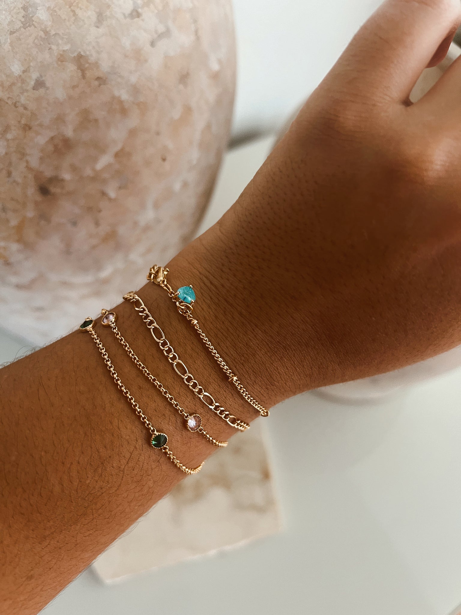 AQUA HEART DAINTY BRACELET