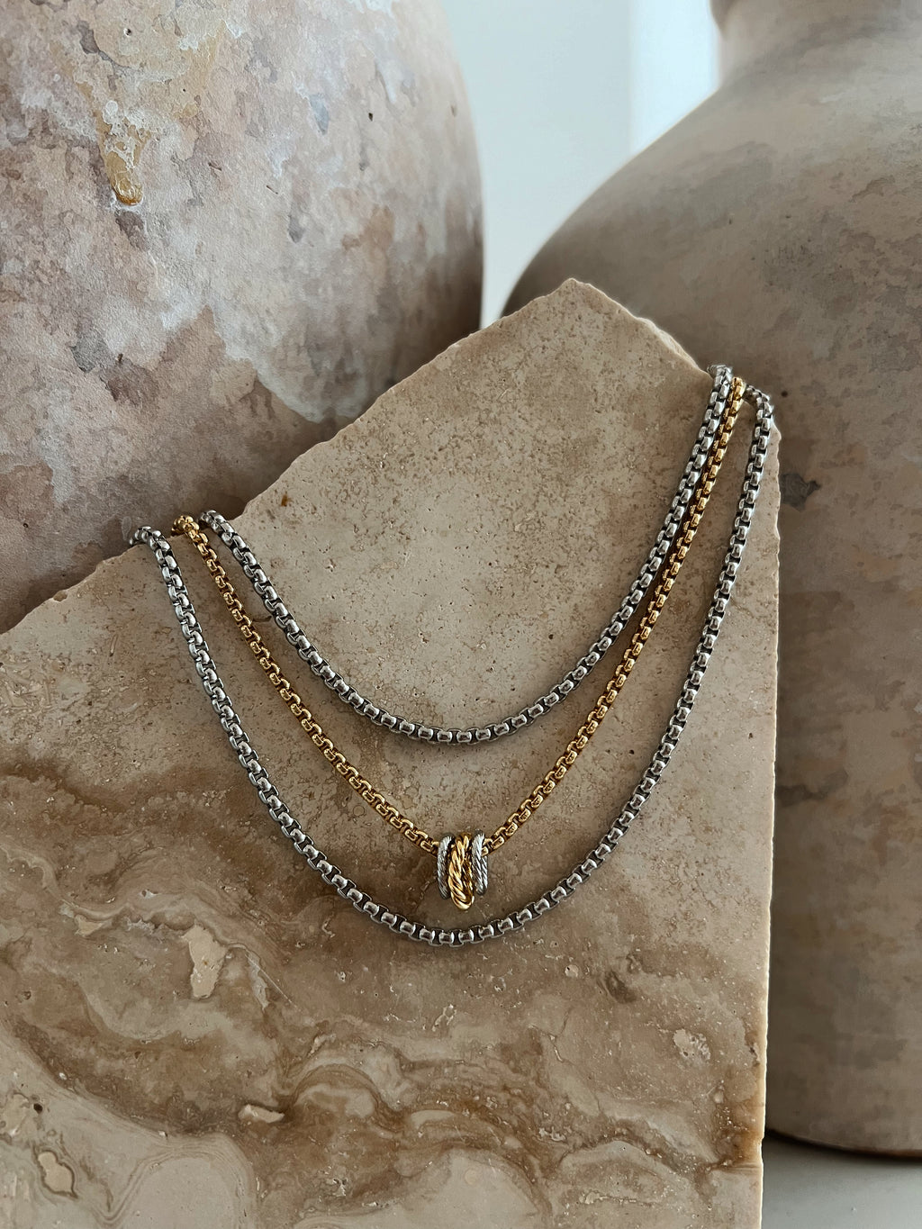 DAVID LAYER NECKLACE- W/GOLD
