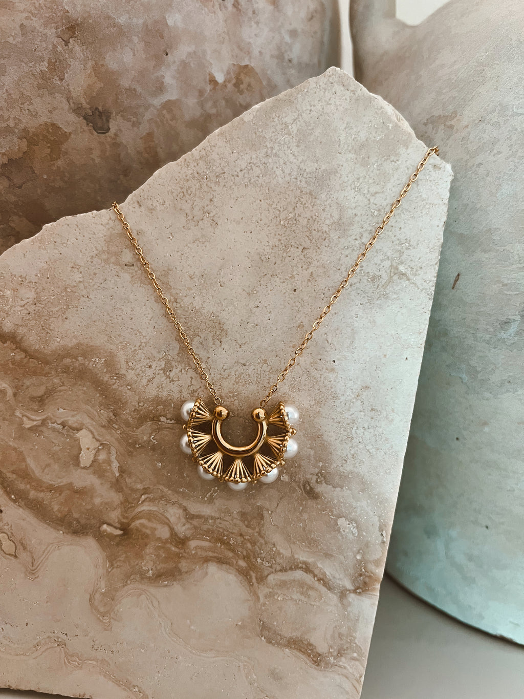 LOTUS NECKLACE