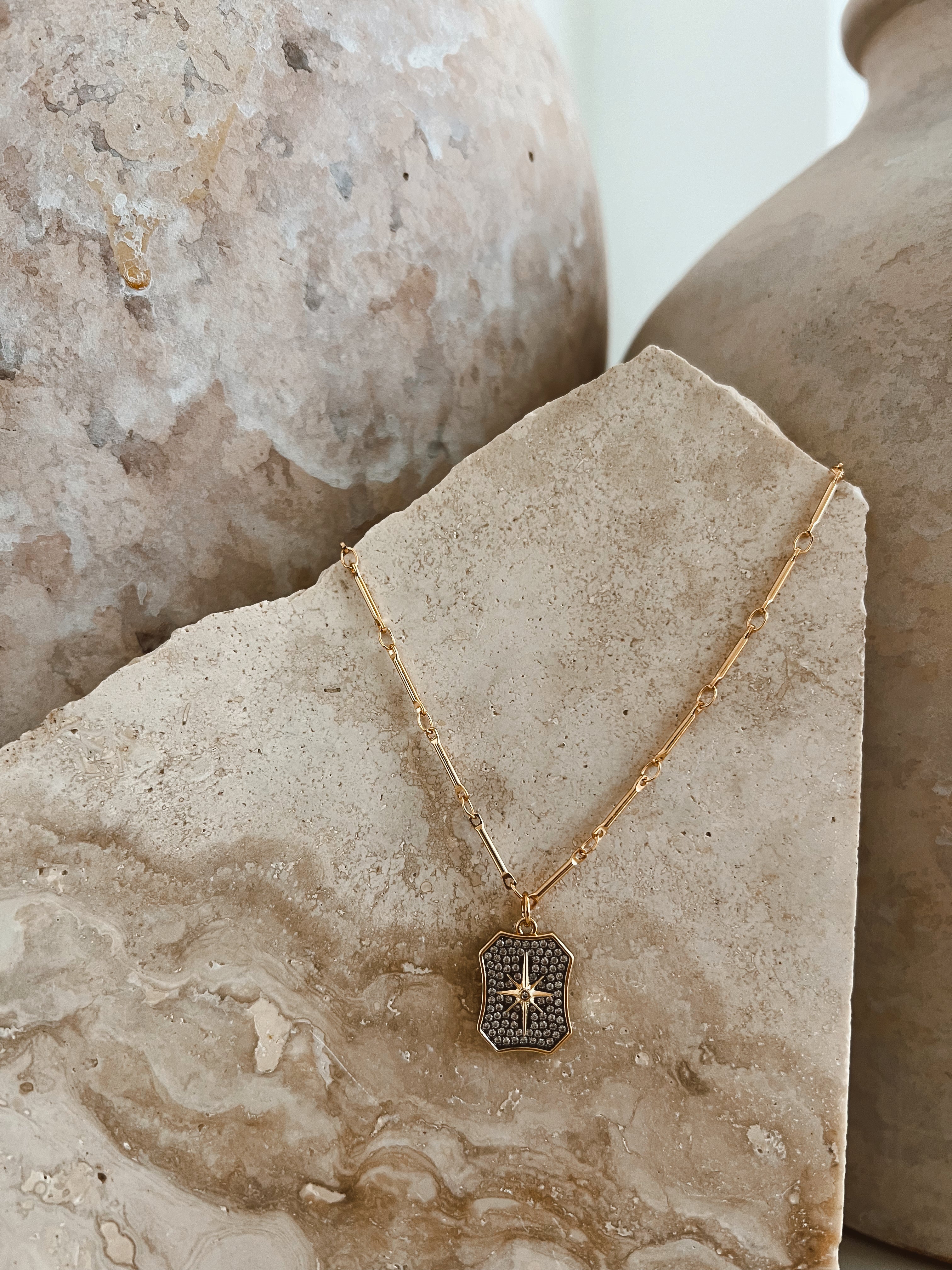 THE STAR NECKLACE – SPARK JEWELRY