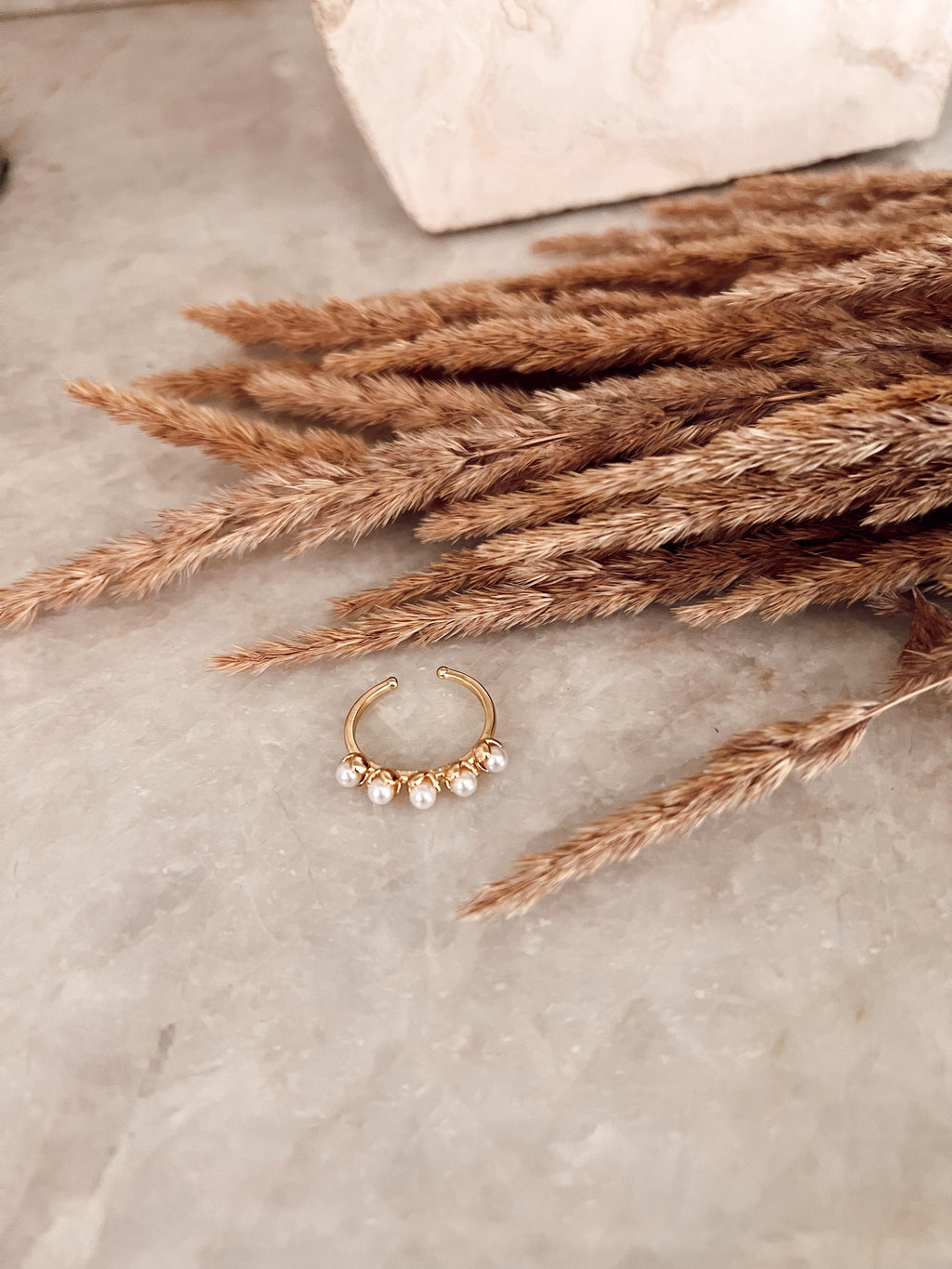 ARIEL PEARL RING