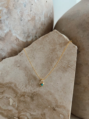 TINY HEART NECKLACE
